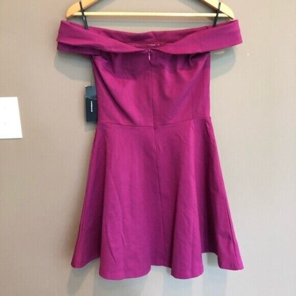 NWT Lulu’s Season Of Fun Off the Shoulder Skater Dress Small Fit & Flare - Picture 6 of 8